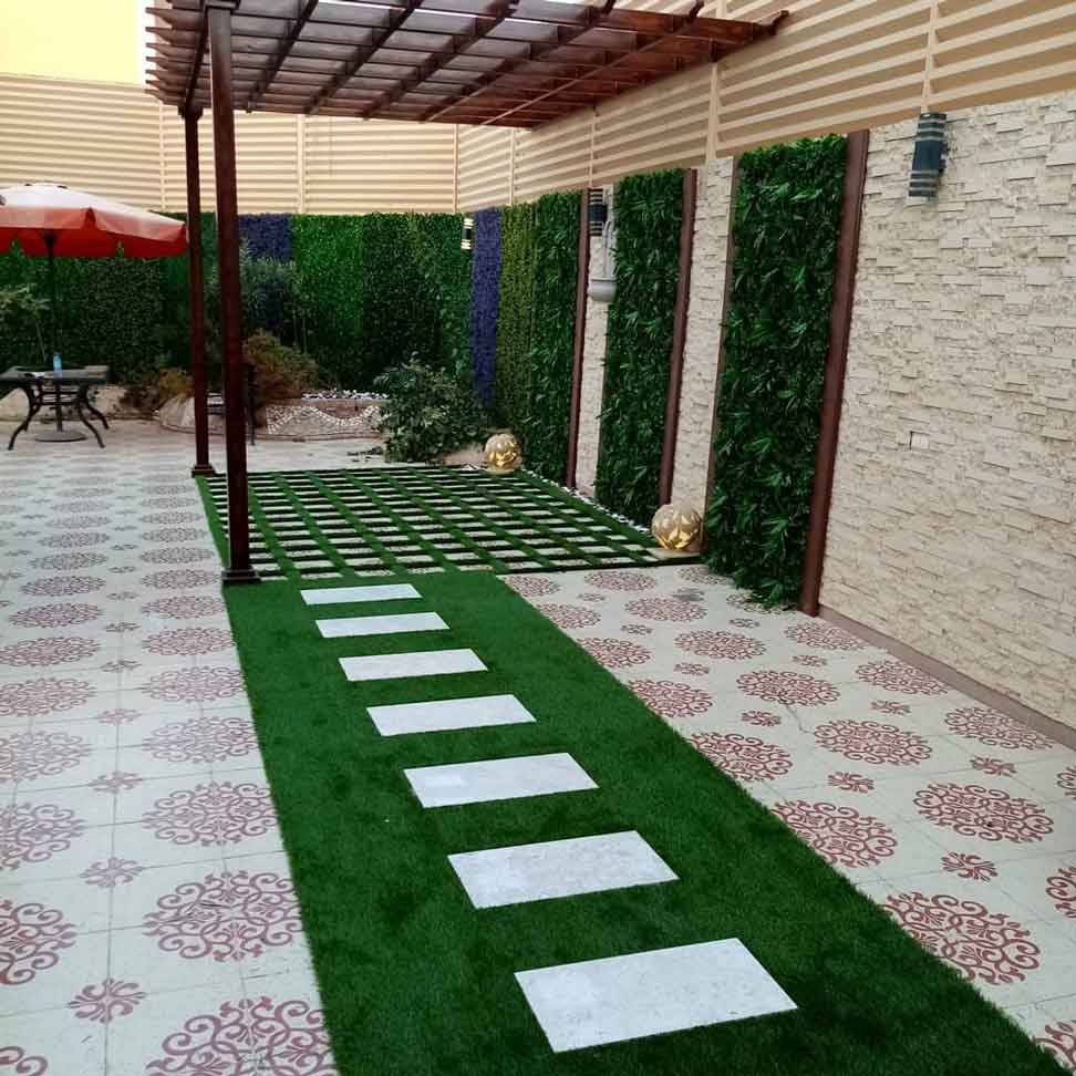 عشب صناعي